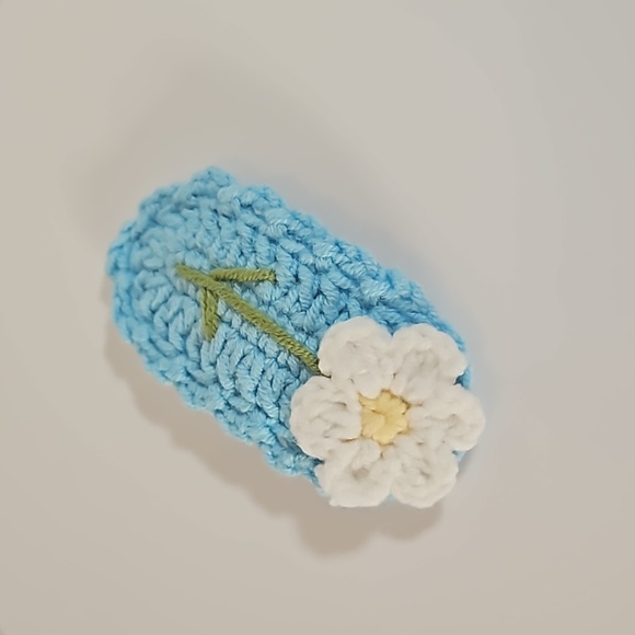 Hand Crafted Hand Knit Crochet Snap Hair Clip Blue with White Flower Boho Style - Picture 6 of 17